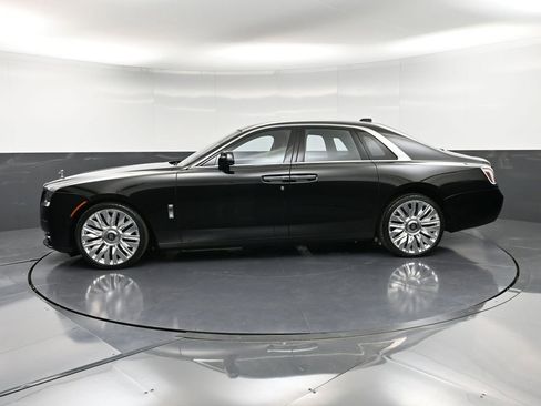 Certified 2025 Rolls-Royce Ghost image 2