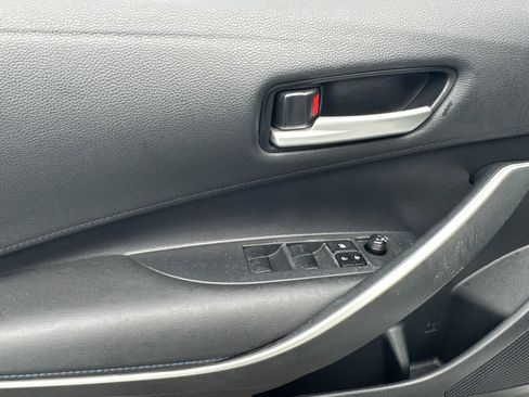 Used 2020 Toyota Corolla SE image 11