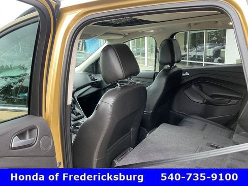 Used 2014 Ford Escape SE w/ SE Chrome Package FWD image 25