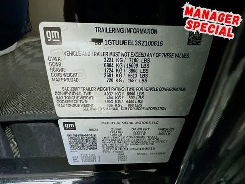 Used 2025 GMC Sierra 1500 AT4 w/ AT4 Premium Package AWD/4WD image 30