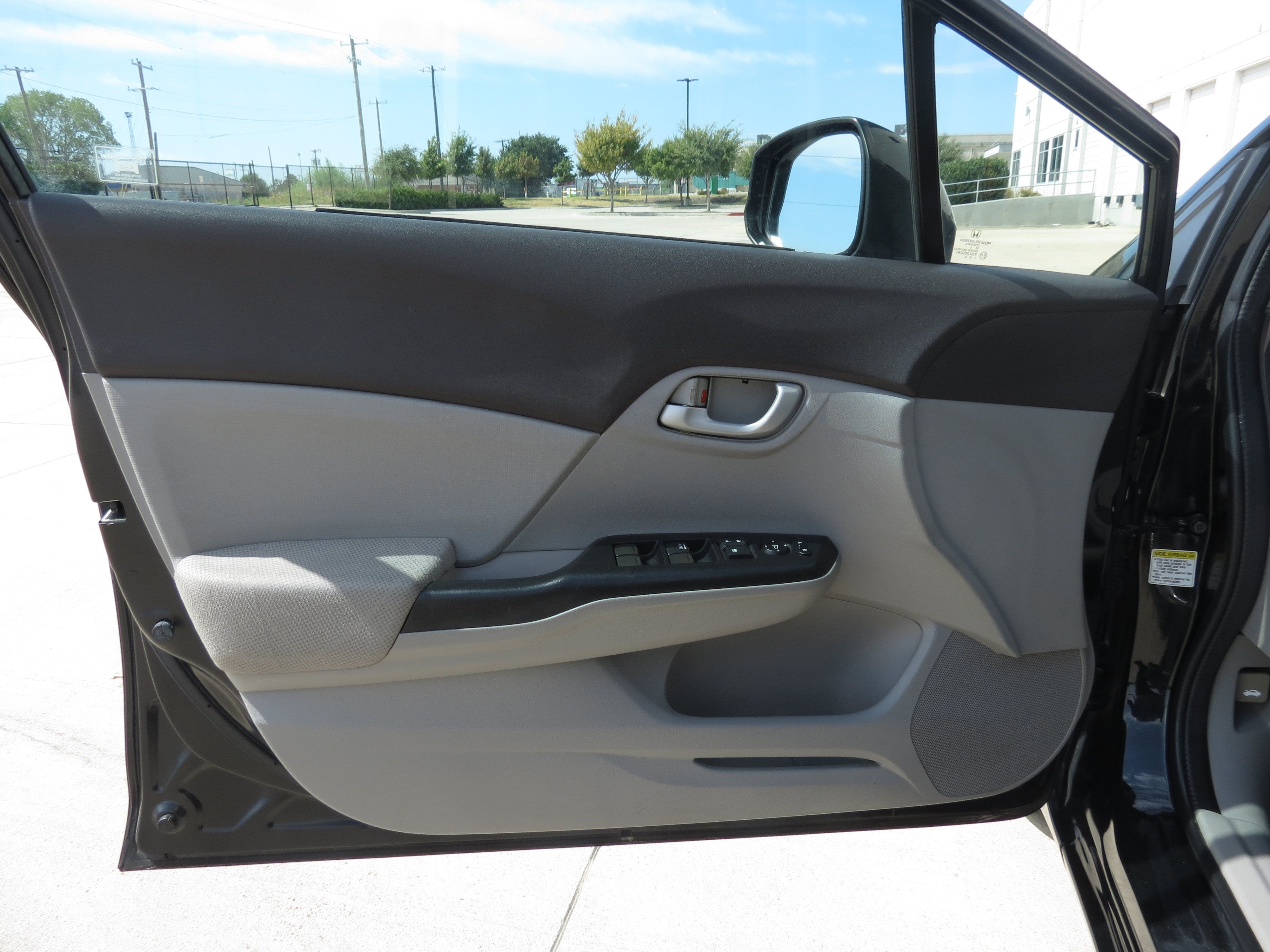 Used 2012 Honda Civic LX image 23