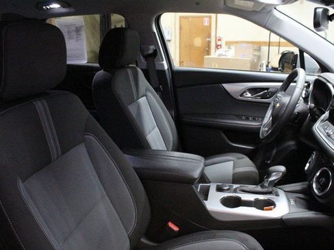 Certified 2024 Chevrolet Blazer LT w/ Convenience Package image 10