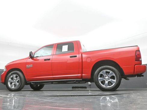 Used 2019 RAM 1500 Express w/ Express Value Package AWD/4WD image 35