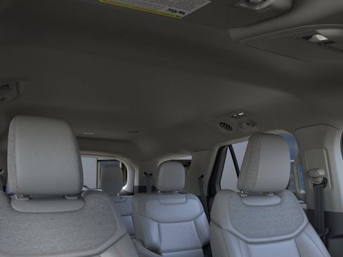 New 2026 Ford Explorer Active w/ Active Comfort Package RWD image 28
