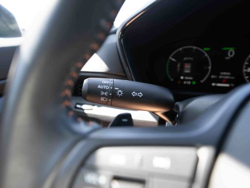 Used 2025 Honda CR-V Sport image 13