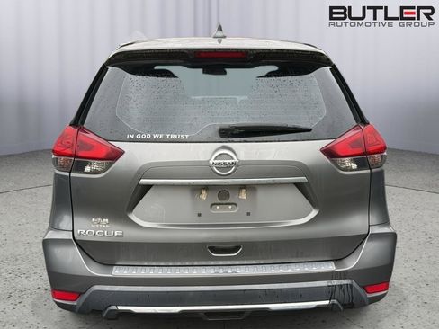 Used 2018 Nissan Rogue S FWD image 9