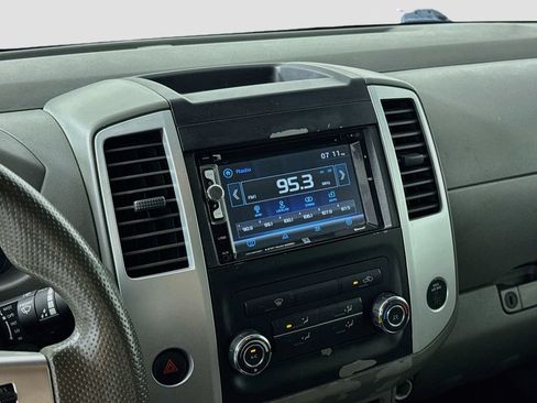 Used 2016 Nissan Frontier SV RWD image 13