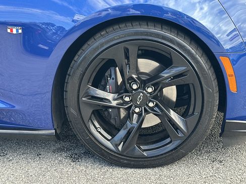 Used 2022 Chevrolet Camaro SS image 12