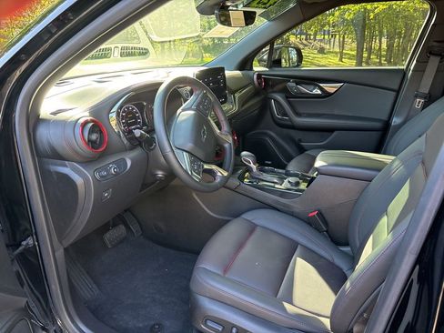 Used 2025 Chevrolet Blazer RS w/ Driver Confidence II Package image 11
