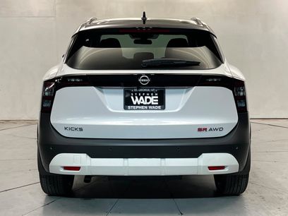 New 2026 Nissan Kicks SR w/ SR Premium Package