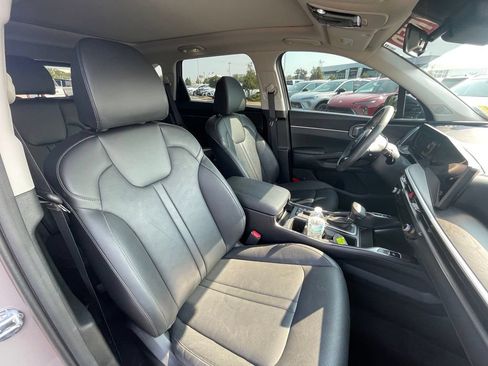 Used 2025 Kia Sorento X-Line EX AWD/4WD image 28