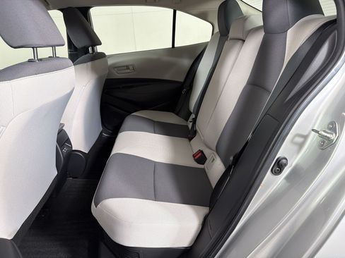 Used 2024 Toyota Corolla LE FWD image 21