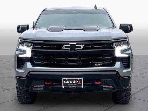 Used 2024 Chevrolet Silverado 1500 LT Trail Boss w/ Convenience Package II AWD/4WD image 4