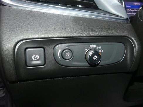 Used 2020 Buick Enclave Essence w/ Sport Touring Edition AWD/4WD image 29