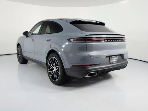 New 2026 Porsche Cayenne Coupe AWD/4WD image 3