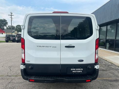 Used 2015 Ford Transit 250 148 Low Roof RWD image 9