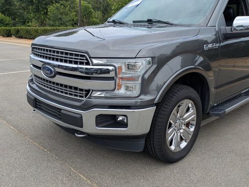 Used 2018 Ford F150 Lariat w/ Equipment Group 502A Luxury AWD/4WD image 10
