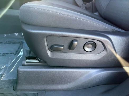 New 2026 GMC Sierra 1500 Pro w/ Graphite Edition AWD/4WD image 19