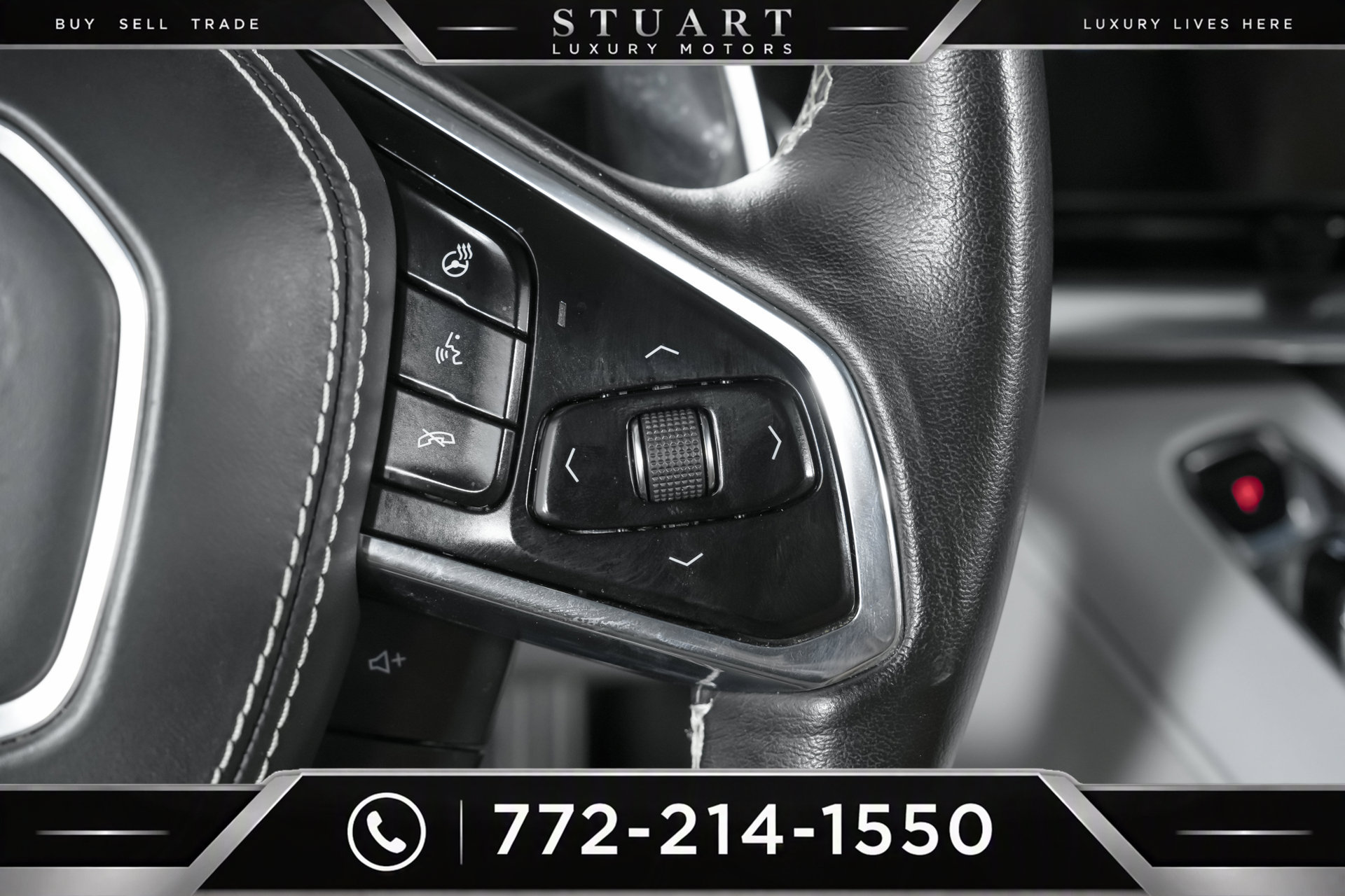 Used 2021 Chevrolet Corvette Stingray Premium Cpe w/ Z51 Performance Package RWD image 32