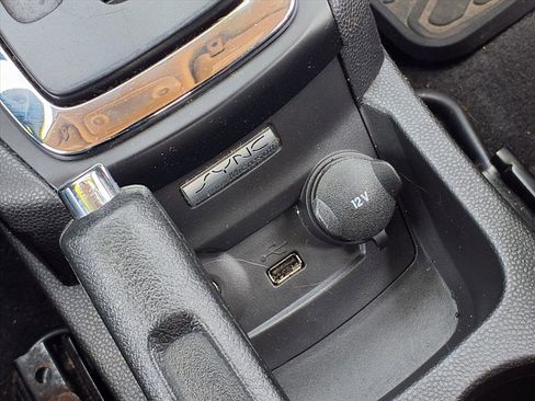Used 2013 Ford Fiesta SE image 14