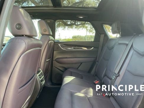 Used 2017 Cadillac XT5 Luxury w/ Driver Awareness Package image 30