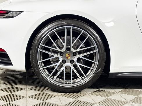 Used 2021 Porsche 911 Carrera image 41