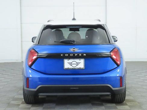 Used 2026 MINI Cooper 4-Door Hardtop FWD image 11