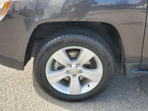 Used 2016 Jeep Compass Sport w/ Power Value Group image 9