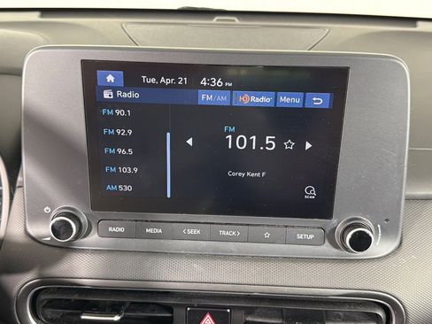 Used 2023 Hyundai Kona SE FWD image 28