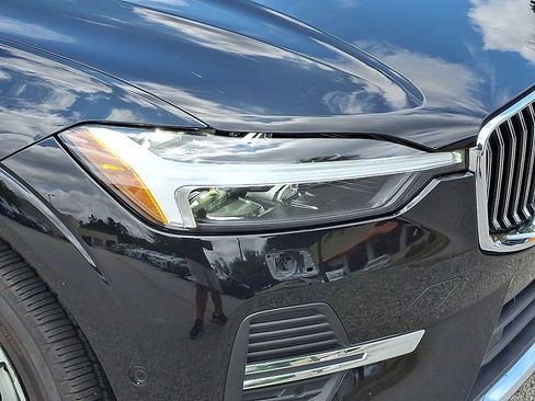Used 2023 Volvo XC60 B5 Plus image 9
