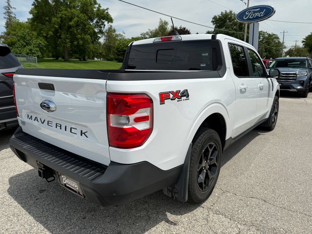 Used 2024 Ford Maverick Lariat w/ FX4 Off-Road Package AWD/4WD image 5