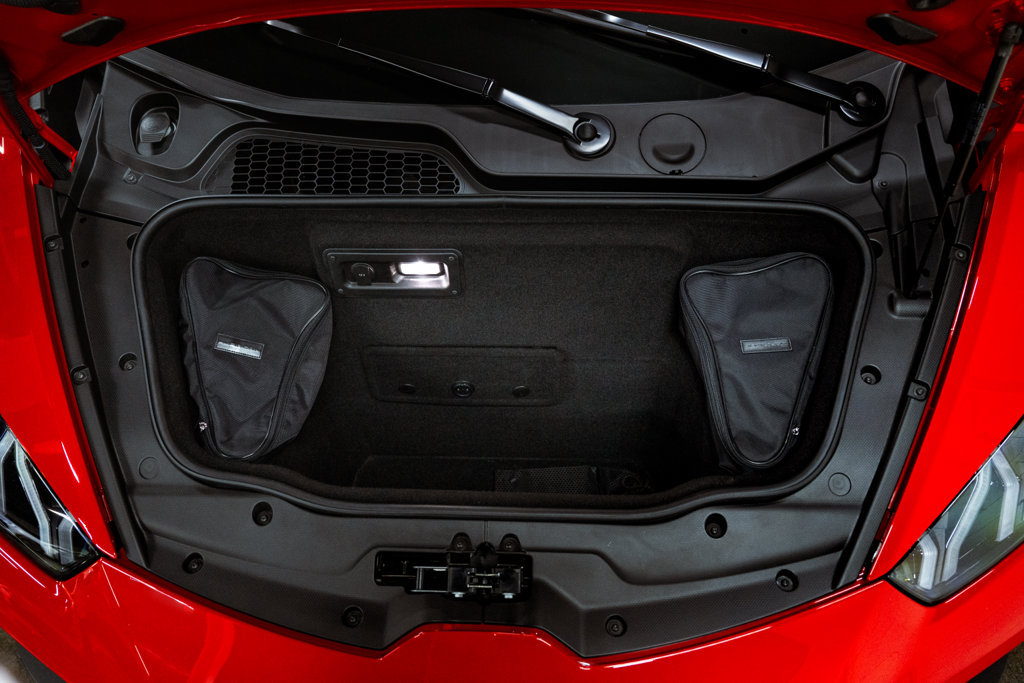 Used 2021 Lamborghini Huracan EVO RWD image 40