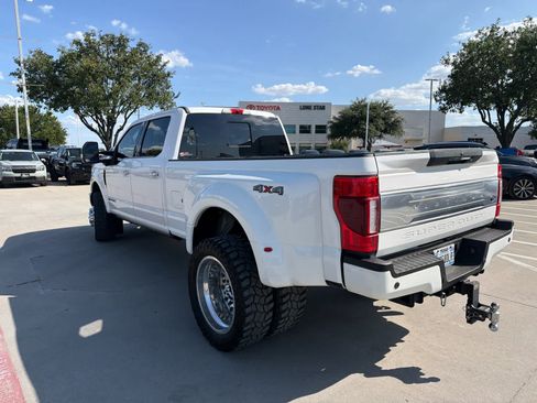 Used 2018 Ford F350 Platinum w/ Platinum Ultimate Package AWD/4WD image 3