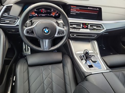 Used 2023 BMW X6 xDrive40i w/ M Sport Package AWD/4WD image 6