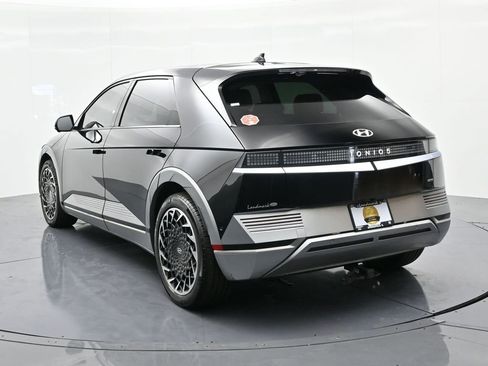 Used 2023 Hyundai Ioniq 5 Limited image 8