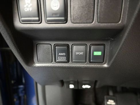 Used 2022 Nissan Rogue Sport S image 21