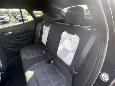 New 2026 Chevrolet Trax RS w/ Sunroof Package FWD image 10