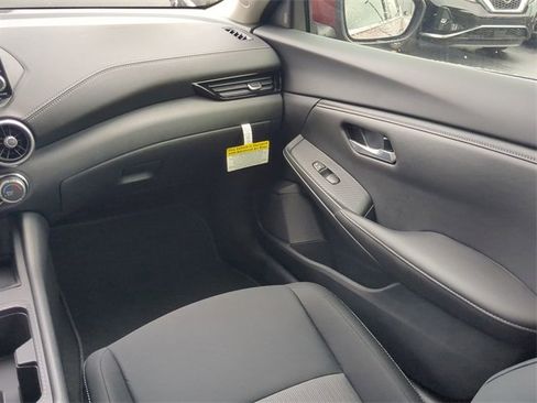 New 2025 Nissan Sentra SV image 15