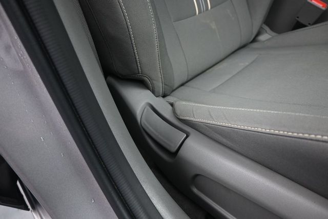 Used 2024 Hyundai Elantra SEL FWD image 36