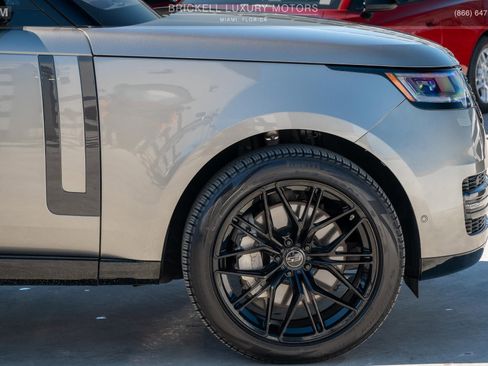 Used 2023 Land Rover Range Rover SE image 47