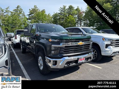 Used 2024 Chevrolet Silverado 2500 LT AWD/4WD image 1