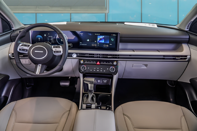 New 2026 Hyundai Tucson SEL FWD image 10