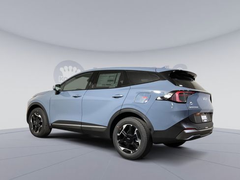 New 2026 Kia Sportage S image 4