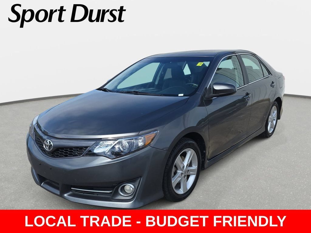 Used 2012 Toyota Camry SE FWD image 1