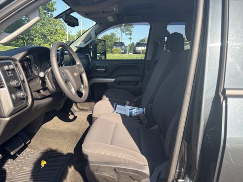Used 2018 Chevrolet Silverado 2500 LT w/ LT Plus Package AWD/4WD image 16