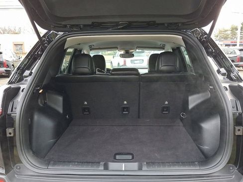 Used 2022 Jeep Cherokee Trailhawk image 30