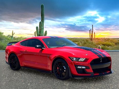 Used 2021 Ford Mustang Shelby GT500 w/ Technology Package RWD image 7
