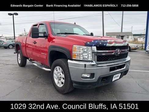 Used 2011 Chevrolet Silverado 2500 LT w/ Interior Plus Package image 2