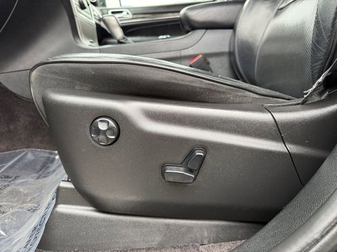 Used 2018 Jeep Grand Cherokee Overland image 10