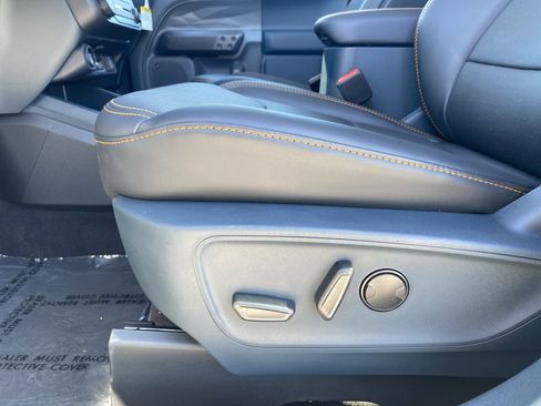 Used 2026 Ford Maverick Tremor AWD/4WD image 19